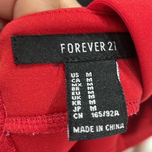 Bundle of 4X $20 tops 👚👚👚👚 - Picture 12 of 12